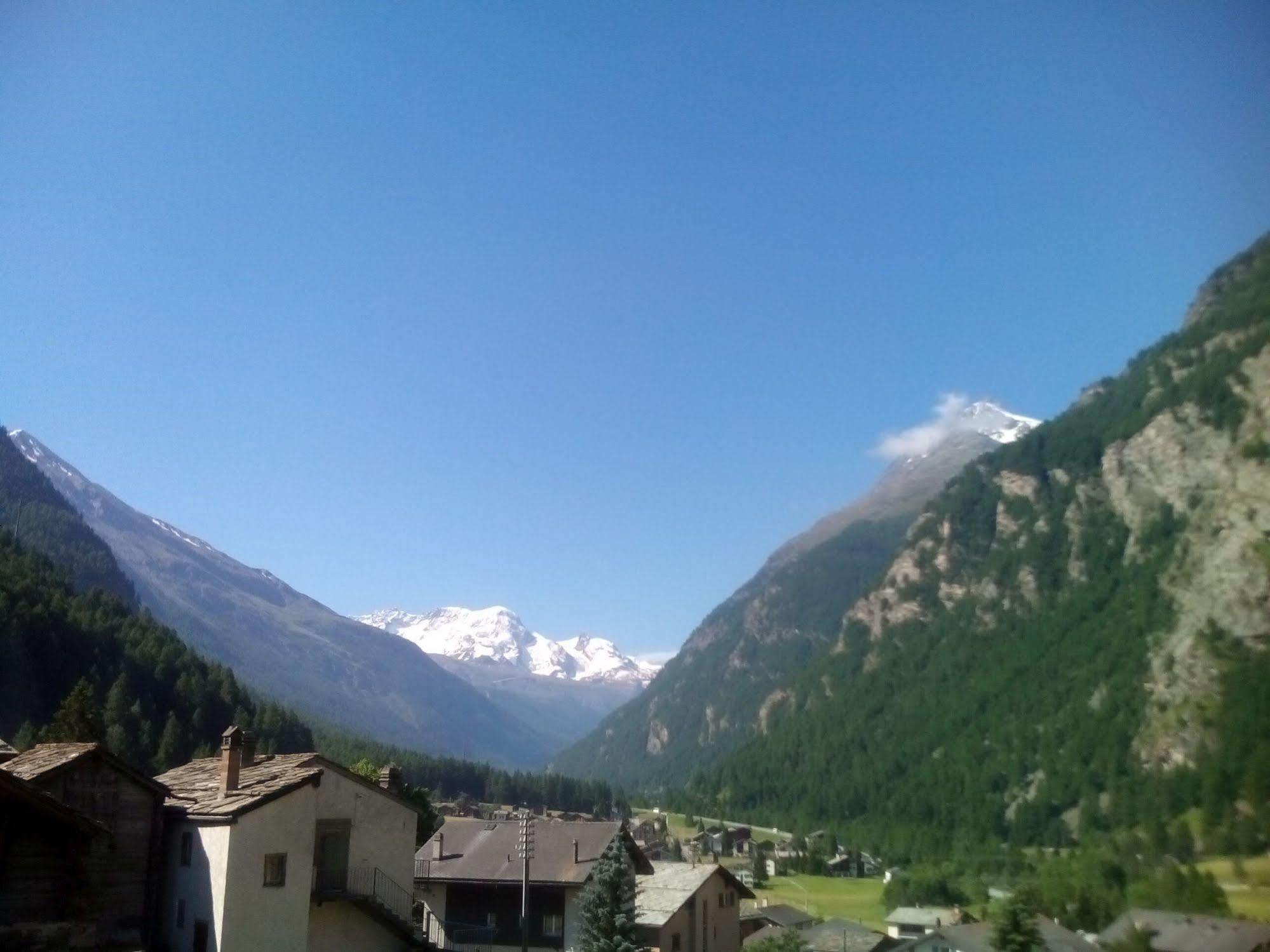 Hotel Klein Matterhorn Randa Luaran gambar